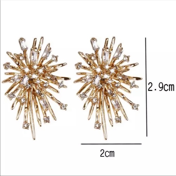 Gold Plated Firework 14k Simulated Diamond Earring - Picture 9 of 11